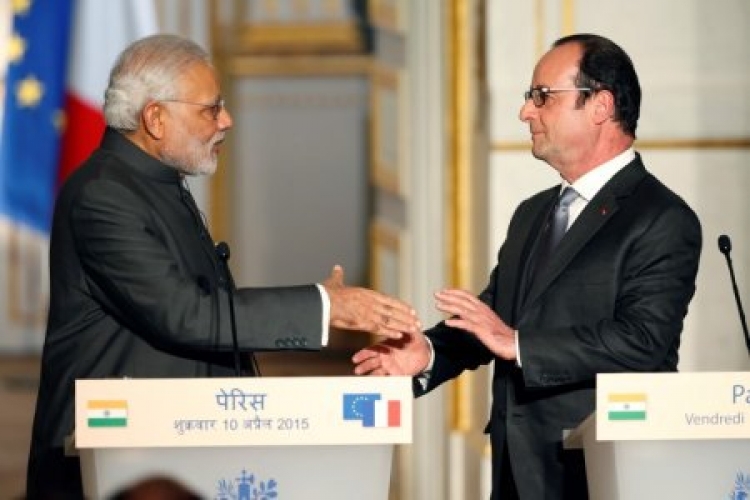 Modi and Hollande to launch global Solar Alliance at COP21