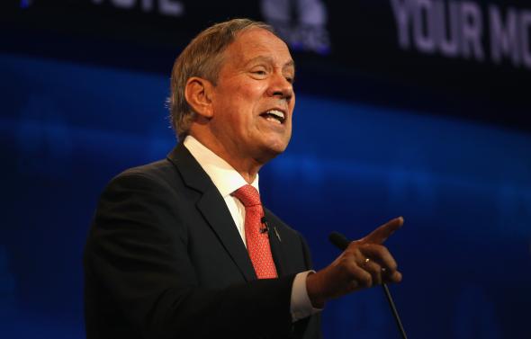 494720184-republican-presidential-candidate-george-pataki-speaks