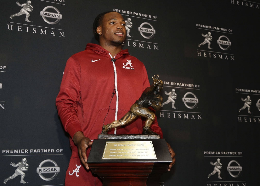 Hometown Heisman: Derrick Henry wins college football top honor