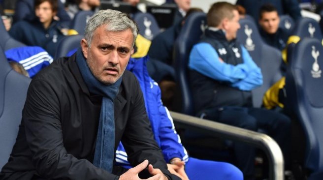 Jose Mourinho's abrupt departure from Chelsea has put the crisis-torn champions&#039 clash with Sunderland firmly in the spotlight. AFP