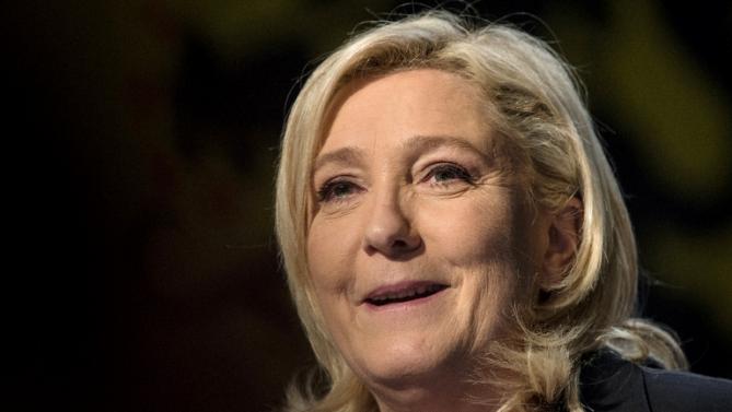 Le Pen cleared of charges linked to Muslim prayer comments