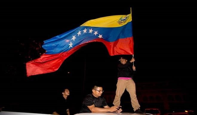 Venezuelan opposition wins legislative voting in landslide