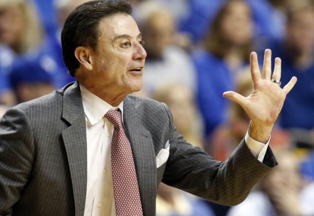 Rick Pitino lets his finger do the talking after Saturday's loss to Kentucky