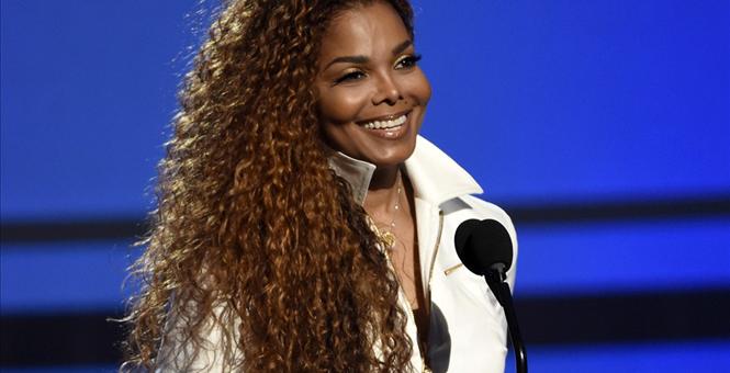 Janet Jackson postpones world tour until the spring to bear surgery