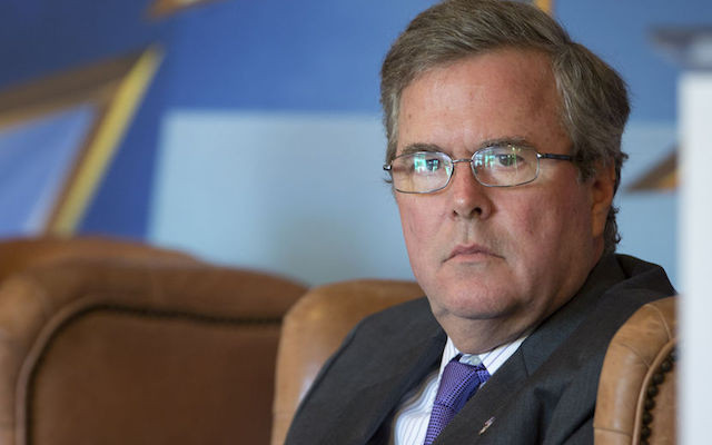 Here's How Donald Trump Just Punked Jeb Bush Again