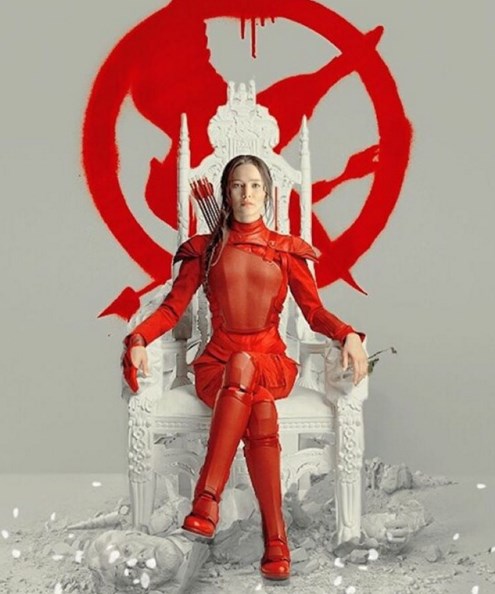 Jennifer Lawrence is the Mockingjay in Francis Lawrence’s “The Hunger Games Mockingjay – Part 2.”