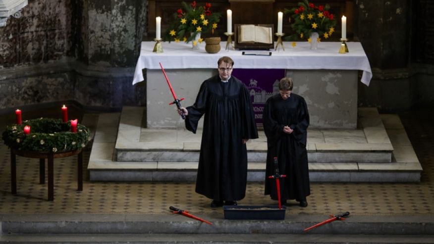 Berlin church celebrates Star Wars service