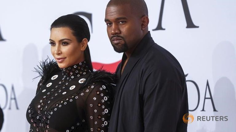 Kim Kardashian gives birth to baby boy