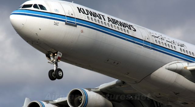 Kuwait Airways bins New York London flights after Israeli complaint