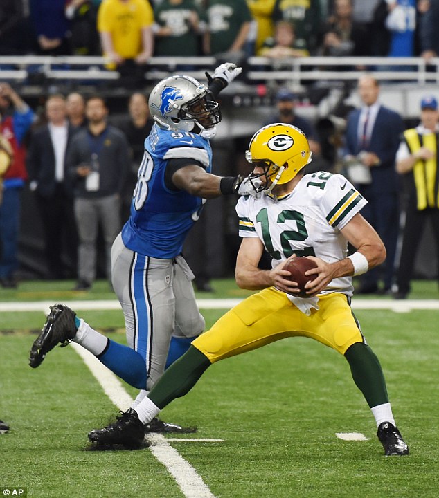 Quaterback Aaron Rodgers was given a second chance to win the game after a facemask call on Devin Taylor