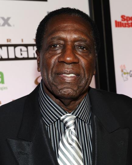 110483134-meadowlark-lemon-arrives-at-muhammad-alis-celebrity