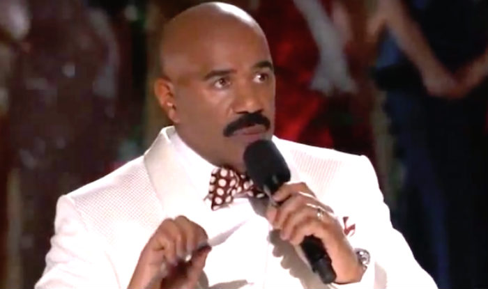 Steve Harvey mistakenly crowns the wrong Miss Universe