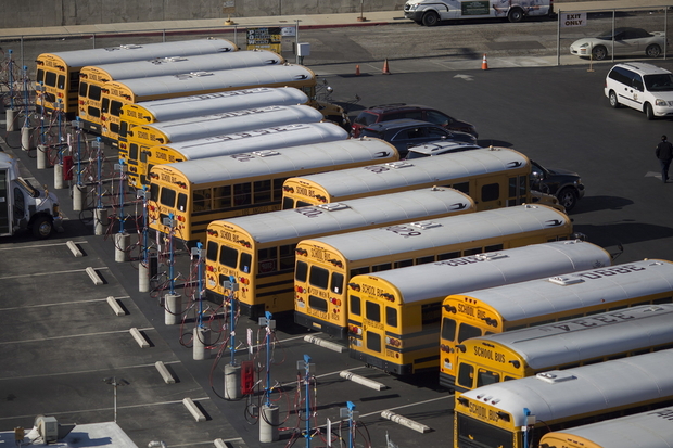 Los Angeles closes schools after receiving credible violent threat