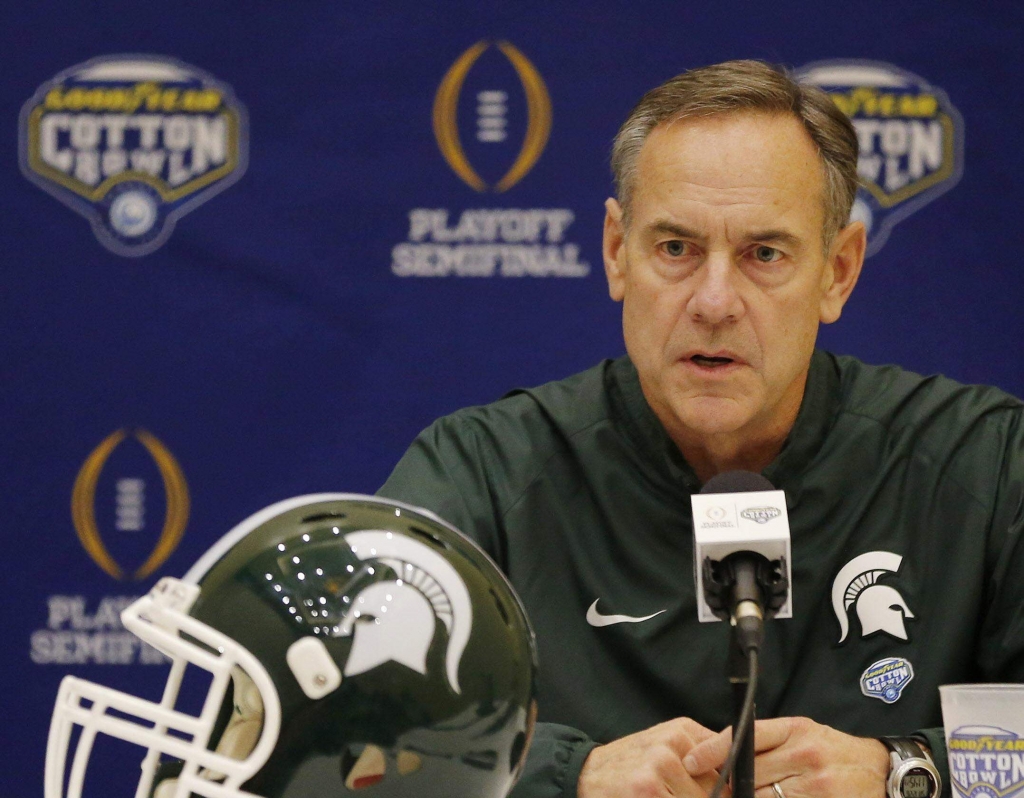 Nick Saban-Mark Dantonio lightsaber battle (Video)