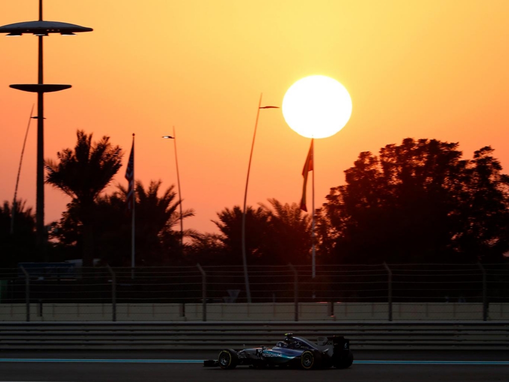 Abu Dhabi Grand Prix: End of season deja vu as Nico Rosberg wins again