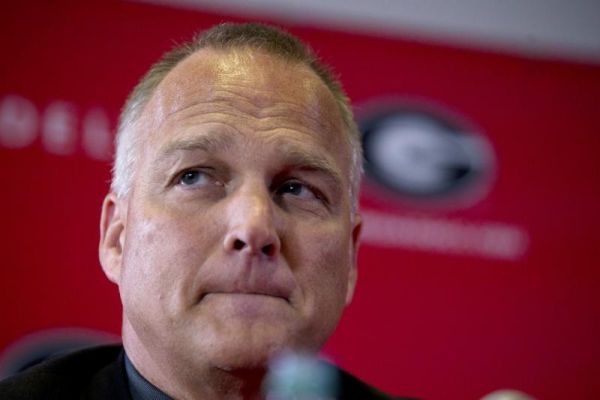 Georgia head football coach Mark Richt ponders