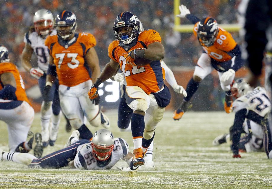 Broncos running back C.J. Anderson breaks free to score the winning touchdown in overtime