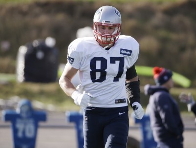 Rob Gronkowski, Delanie Walker 2 of NFL's best tight ends