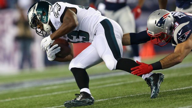 FOXBORO MA- DECEMBER 06 Darren Sproles #43 of the Philadelphia Eagles runs with the ball during the first half against the New England Patriots at Gillette Stadium