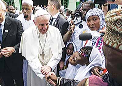 Pope Calls On Central African Christians to Be Artisans of National Renewal