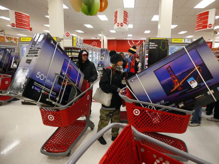 Traffic Slower For Black Friday As Shoppers Head Online