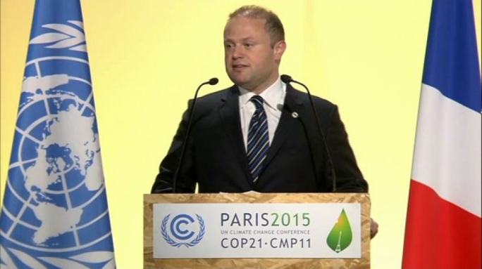 Prime Minister Joseph Muscat addresses the COP21 summit in Paris