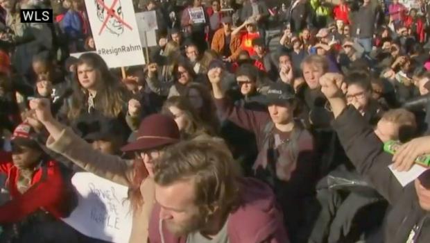 Protesters gather in Chicago on Dec. 9 2015.                                   
           CBS News via WLS