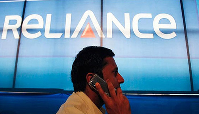 RCOM to sell tower optic fibre biz to PE firms for Rs 30K