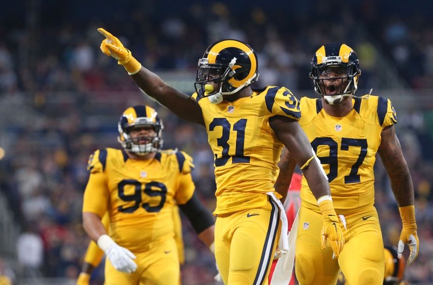 St. Louis Rams make it two straight wins beat Tampa Bay Buccaneers 31-23