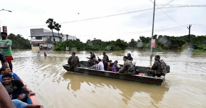 PM discusses TN flood situation with Singh, Jaitley, Naidu