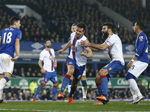 Romelu Lukaku can become like Didier Drogba, says Alan Pardew