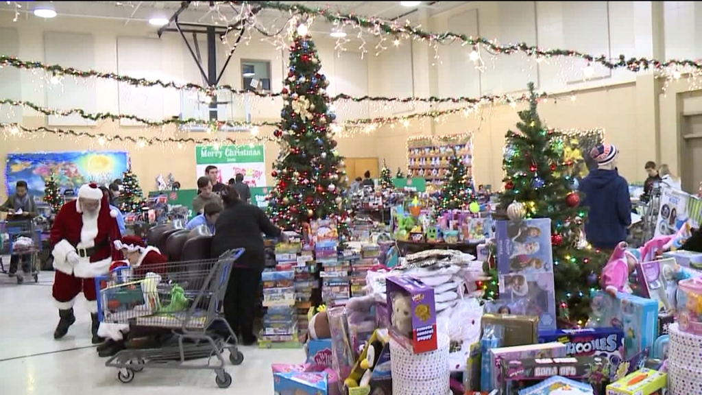 Salvation Army Offers Lots of Help for Christmas