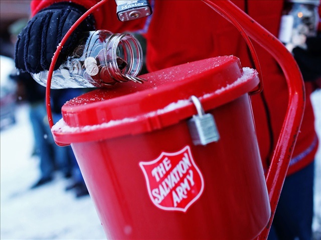 Man arrested in theft of Salvation Army kettle