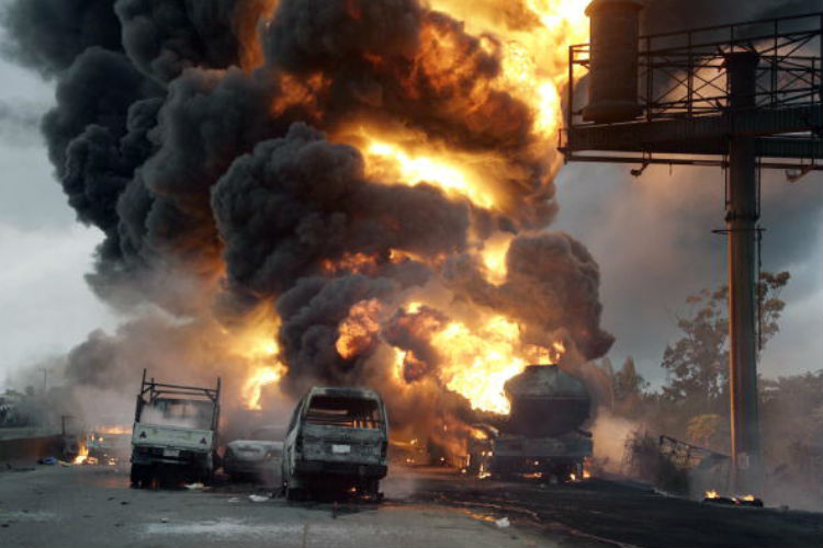 At least 100 killed in Nigeria gas tanker truck fire