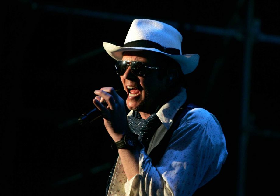 Scott Weiland is shown performing in New York in 2011