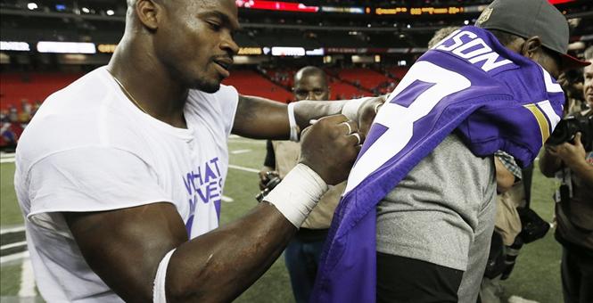 As Adrian Peterson carries Vikings skill position players set aside stats