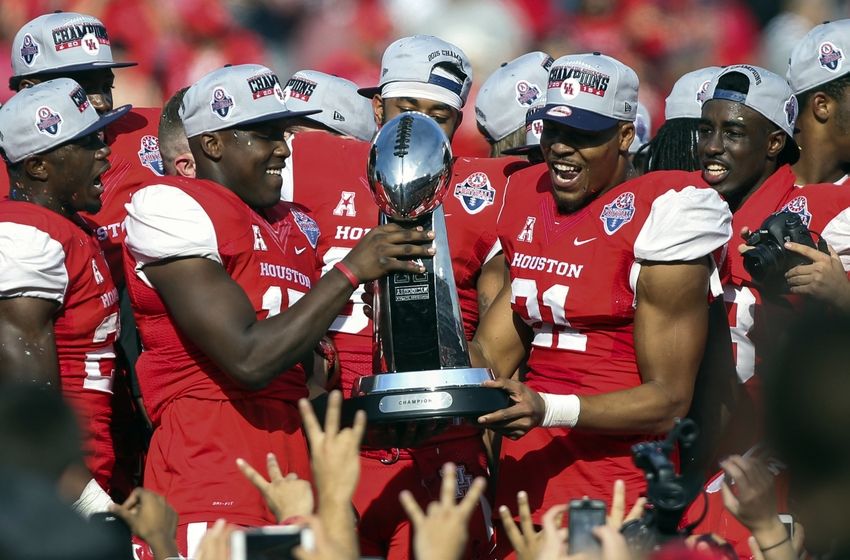 Security guards attack Houston fans after championship game