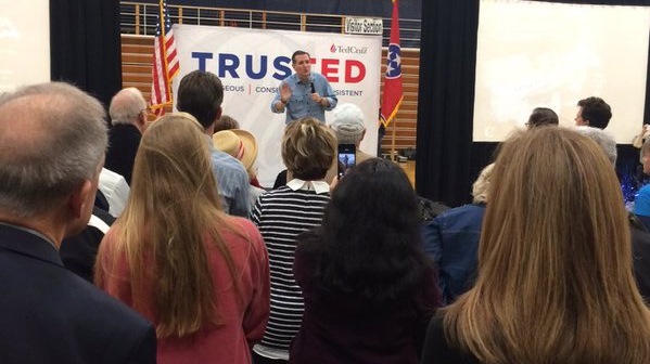 Ted Cruz appeared in front of an enthusiastic crowd at Farragut High School on Tuesday morning