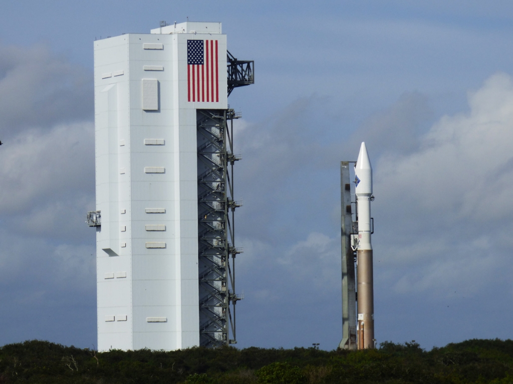 Atlas 5 OA-4 rollout