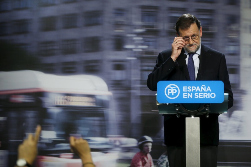 Spain's acting Prime Minister Mariano Rajoy gestures during a news conference a day after the most fragmented national election result in Spain's history in Madrid Spain