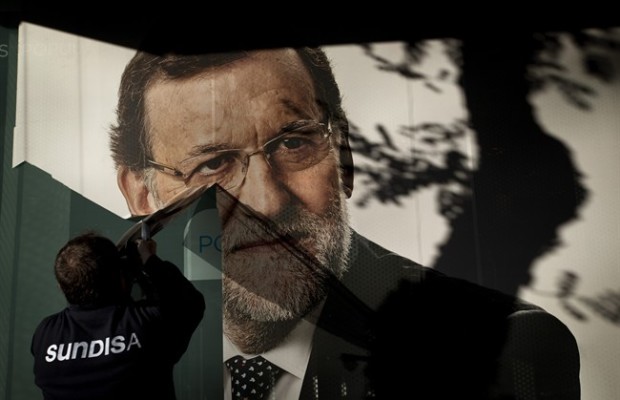 Spain: Parties face tough talks to form government after voters choose a fragmented Parliament