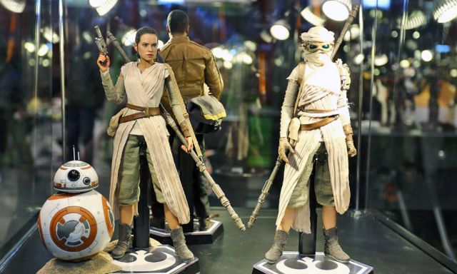 Star Wars The Force Awakens Hot Toys Including Rey Finn and BB-8