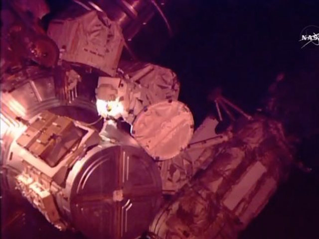 NASA astronauts Scott Kelly and Tim Kopra set for last spacewalk of 2015