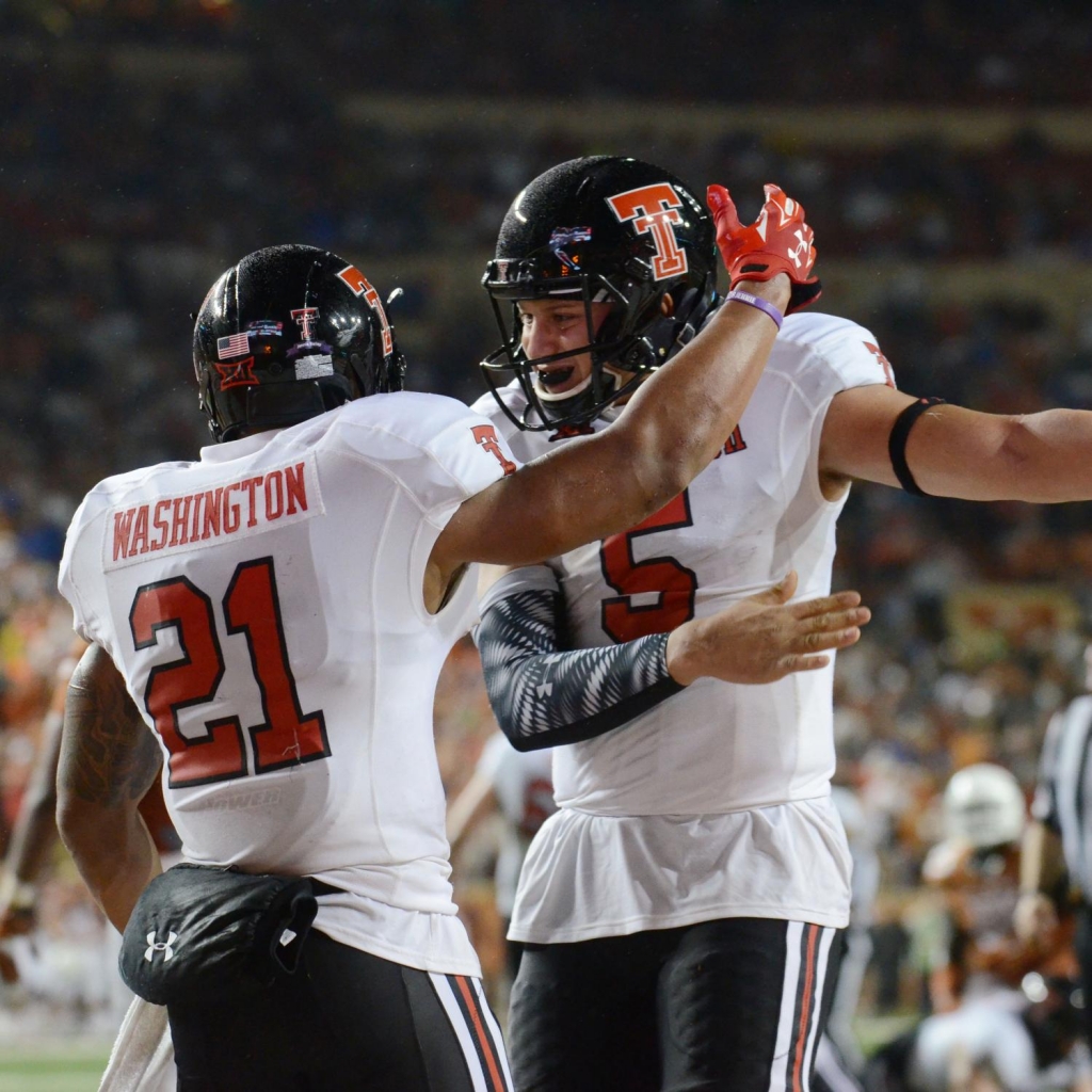 Fournette leads LSU against Texas Tech in Texas Bowl