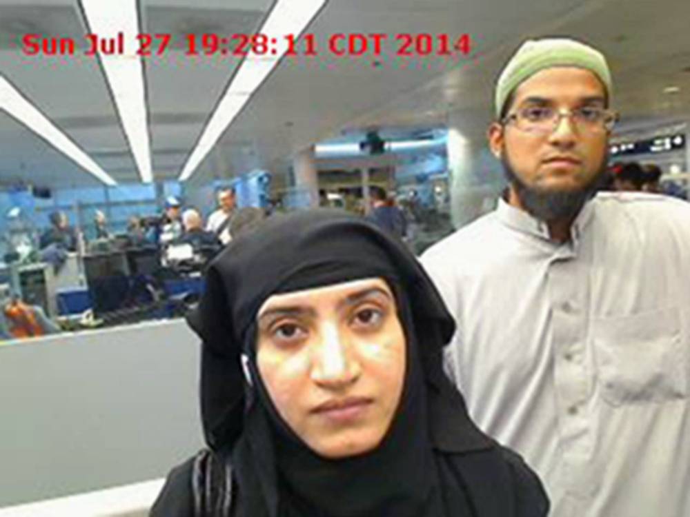 San Bernardino killers did NOT pledge allegiance to Isis FBI says