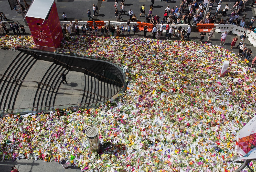 Design for permanent memorial to Martin Place siege features hundreds of flowers