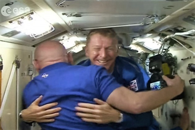 Tim Peake boards the International Space Station
