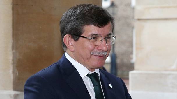 Turkish PM Ahmet Davutoglu again said Turkey would not apologise for 'defending its borders&#039