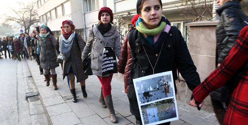 Turkish Prime Minister Ahmet Davutoglu (AP photo)