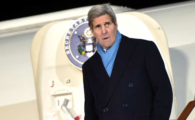 US Secretary of State John Kerry and Russian Foreign Minister Sergey Lavrov at the Syria Support Group meet in New York on 18 December 2015